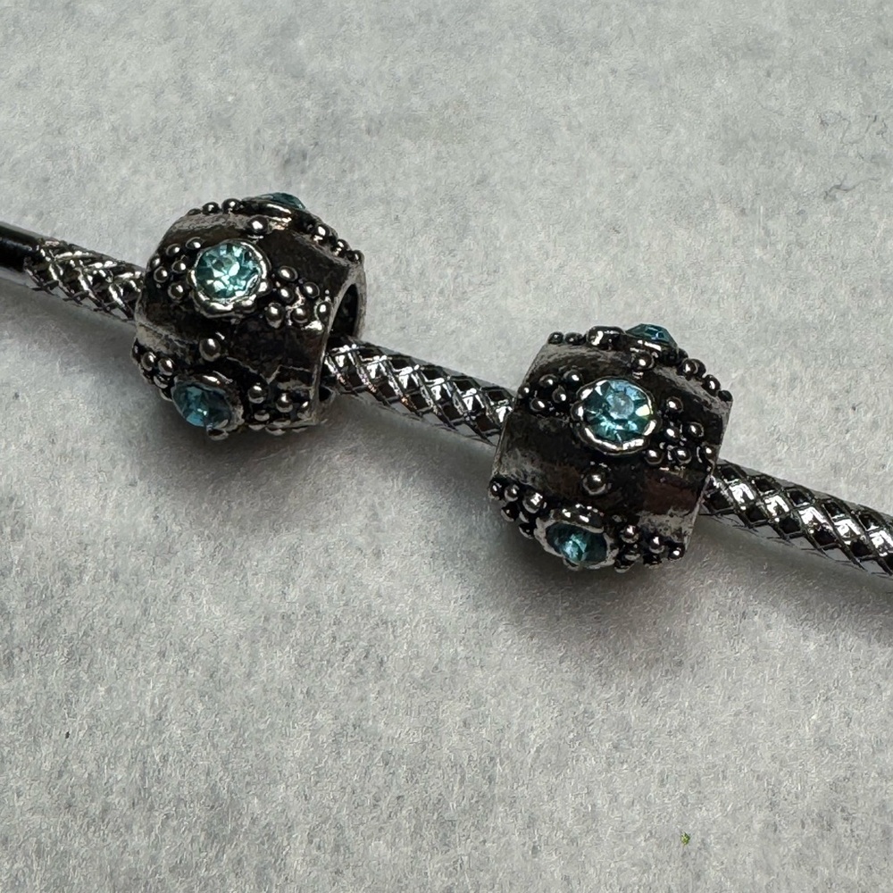 5/$20 single metal Charm Bead